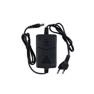 Alternative view of Kit supraveghere Hikvision cu 8 camere, 2 Megapixeli, Infrarosu 80m, Lentila 3.6mm, DVR cu 8 canale, Accesorii